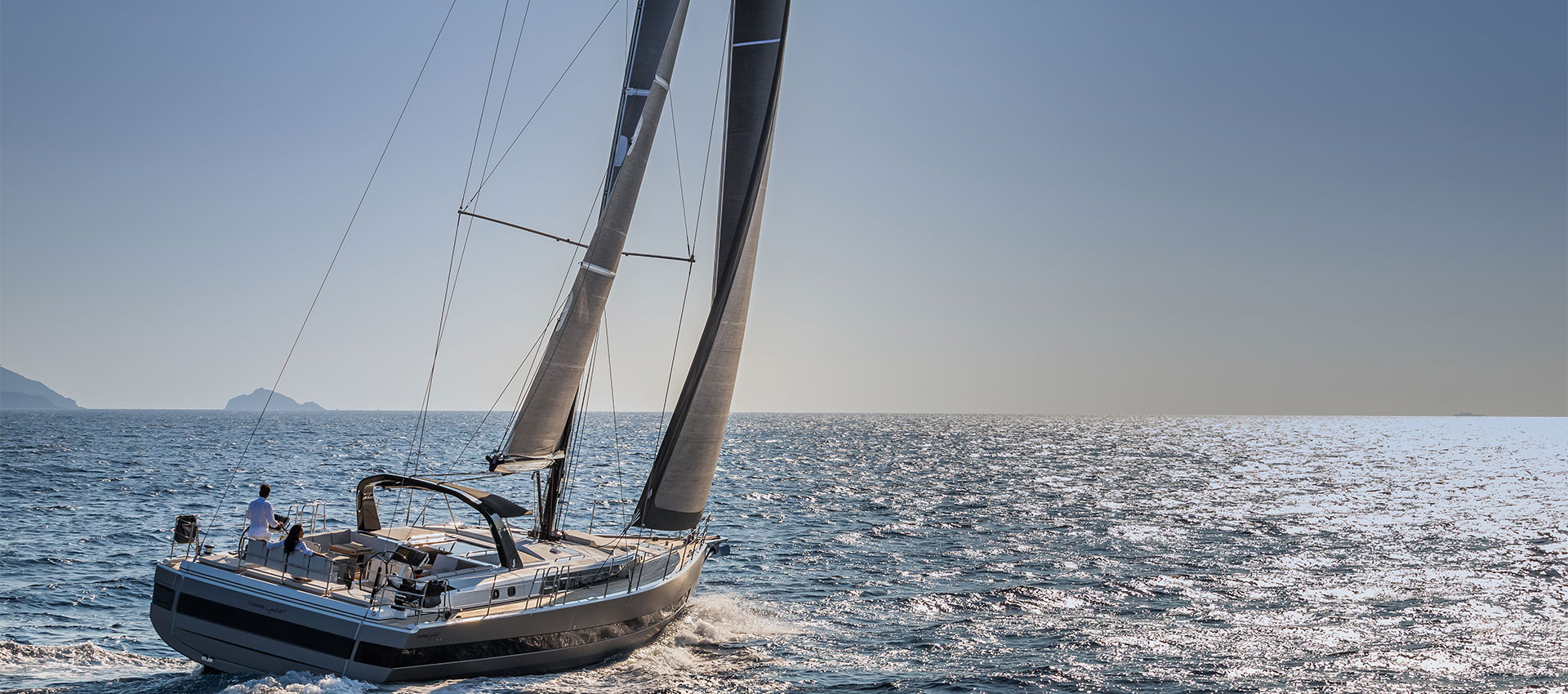 Oceanis Yacht 62