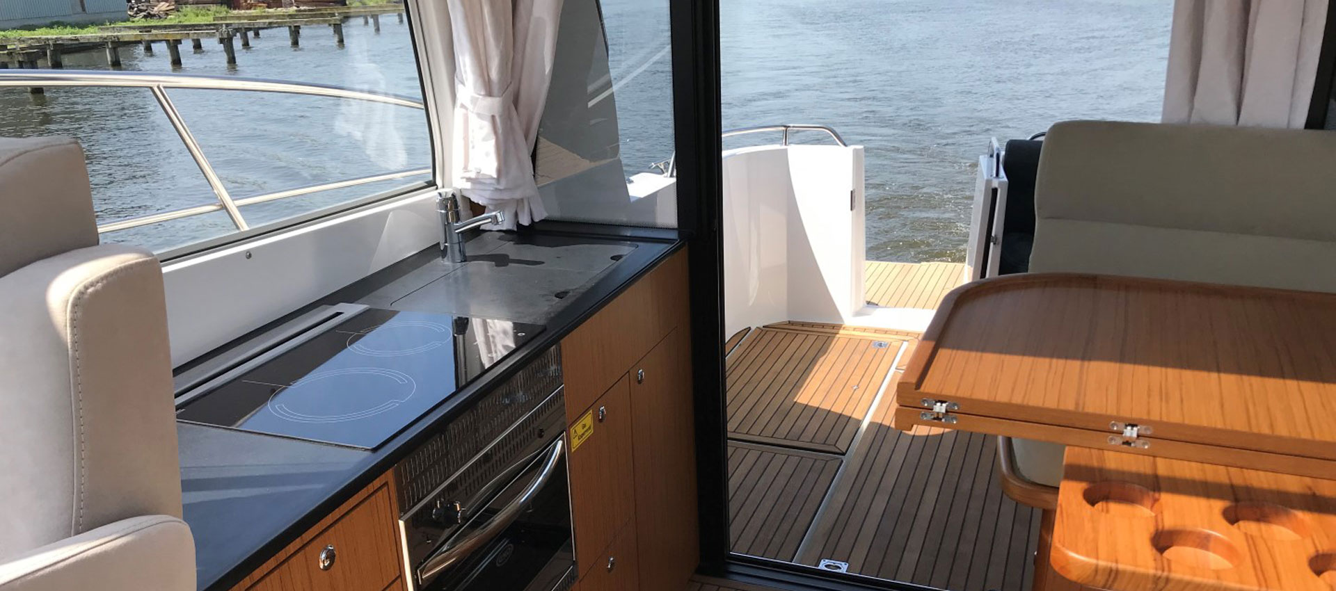 Saga 385