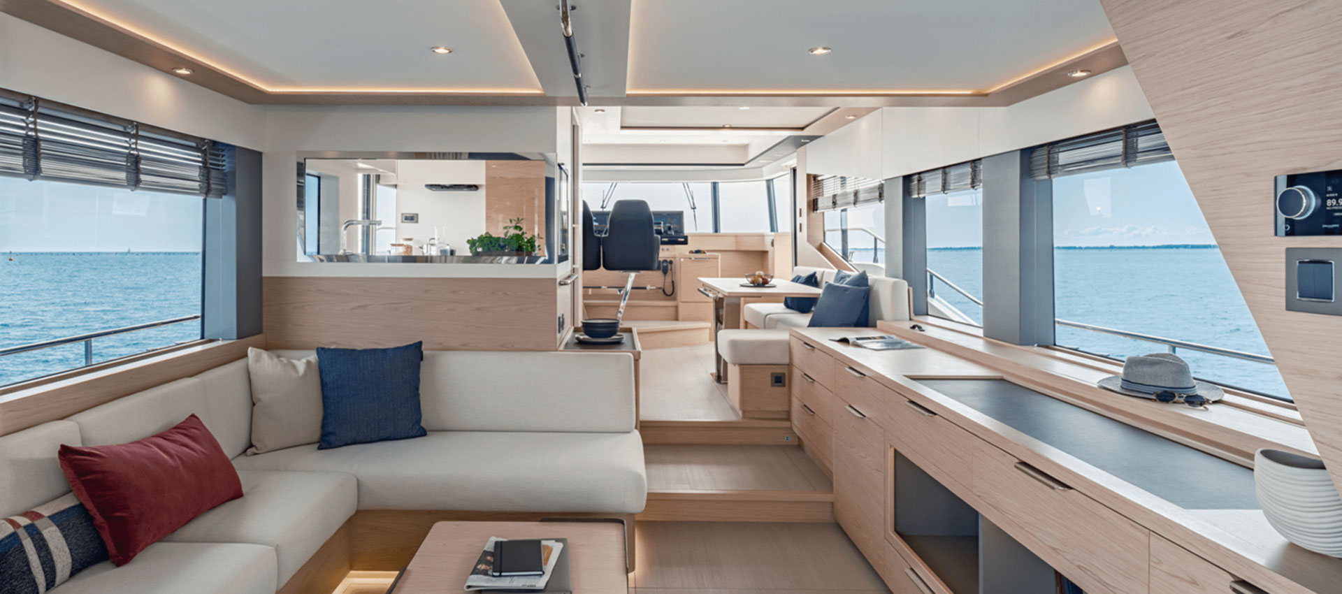 grand-trawler62_innen1 Beneteau Grand Trawler 62