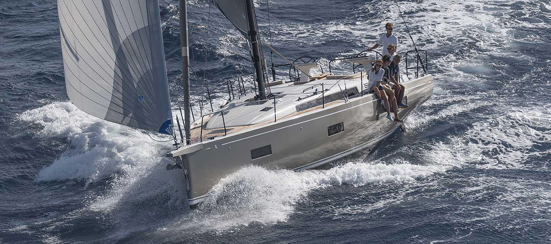 Beneteau First 44
