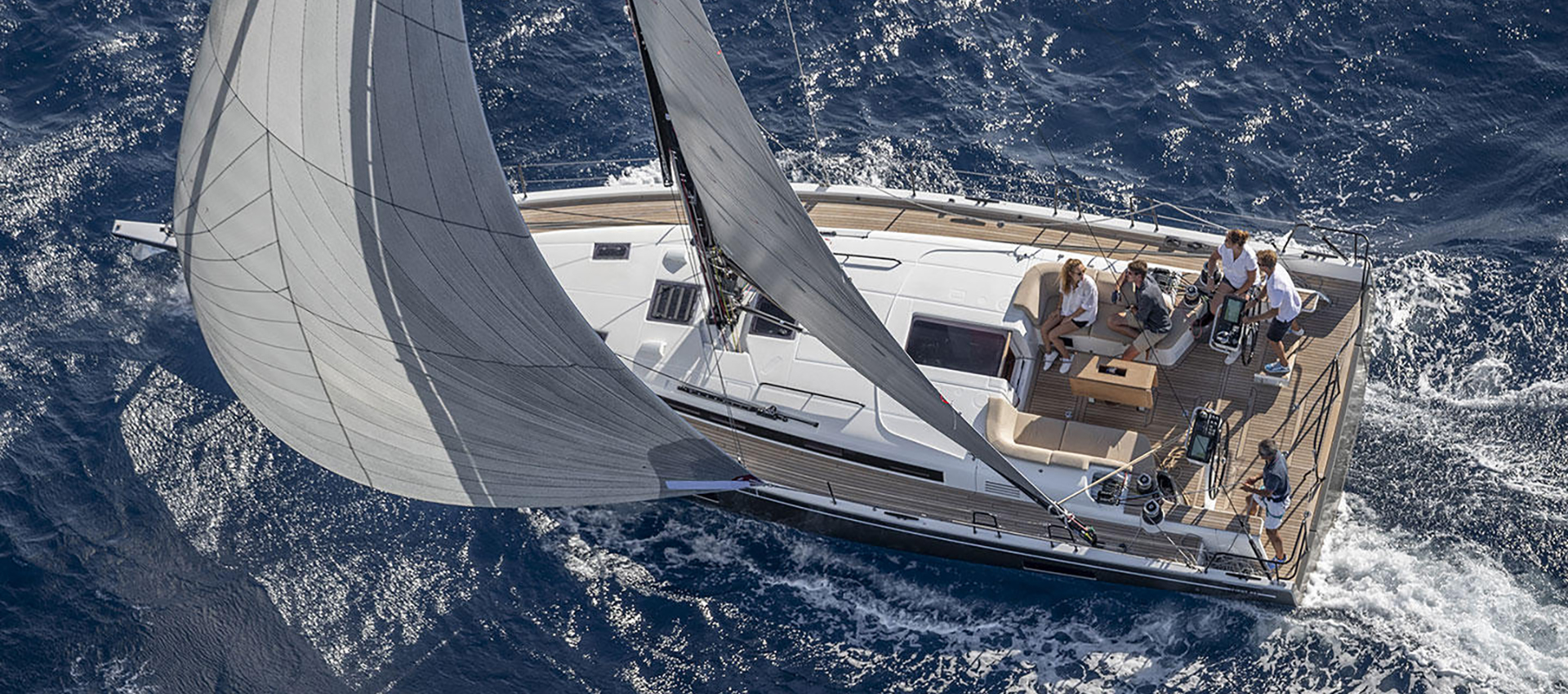 Beneteau First 44