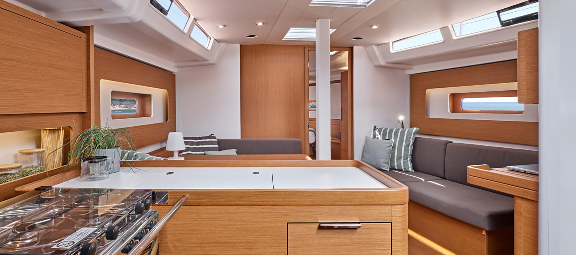 Beneteau First 44