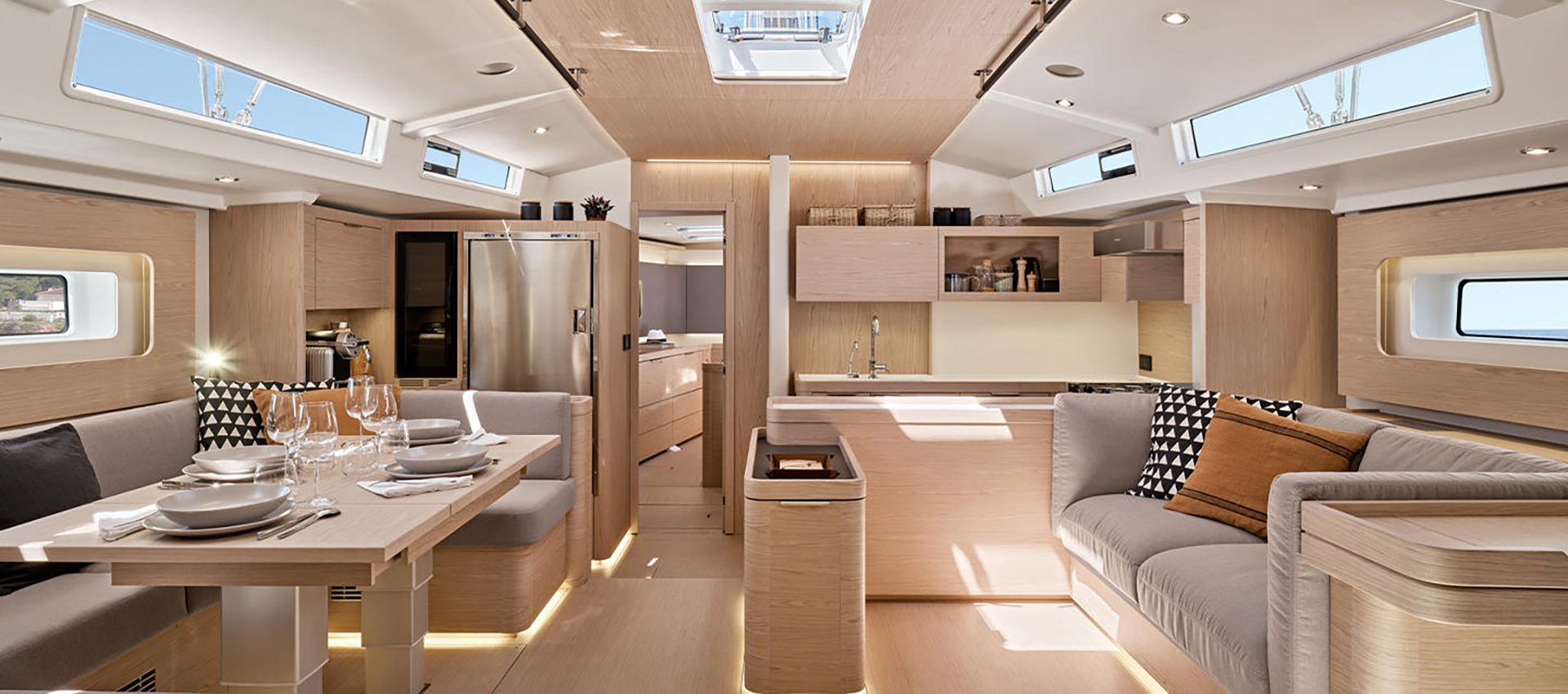 Beneteau Oceanis Yacht 60