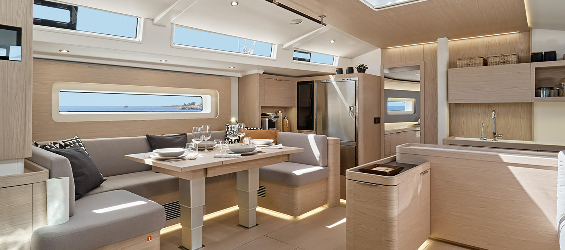 Beneteau Oceanis Yacht 60