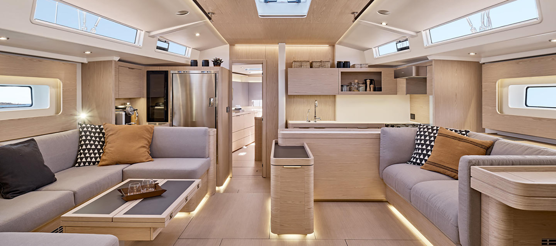 Beneteau Oceanis Yacht 60
