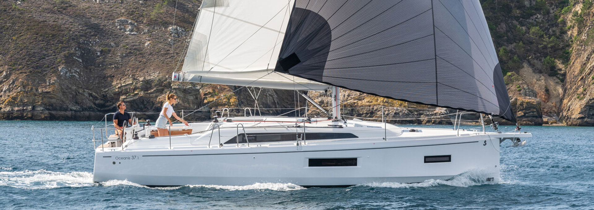 Beneteau Oceanis 37.1