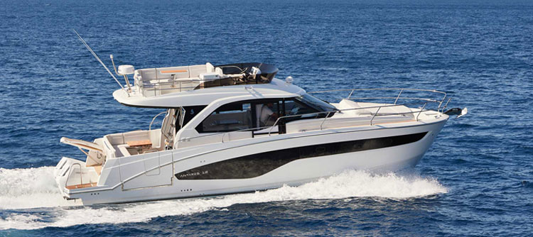 Beneteau Antares 121