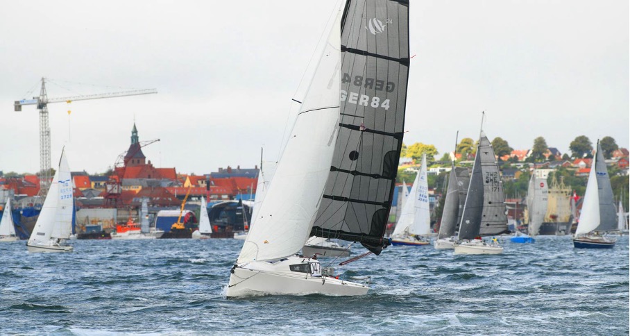 Beneteau First 30