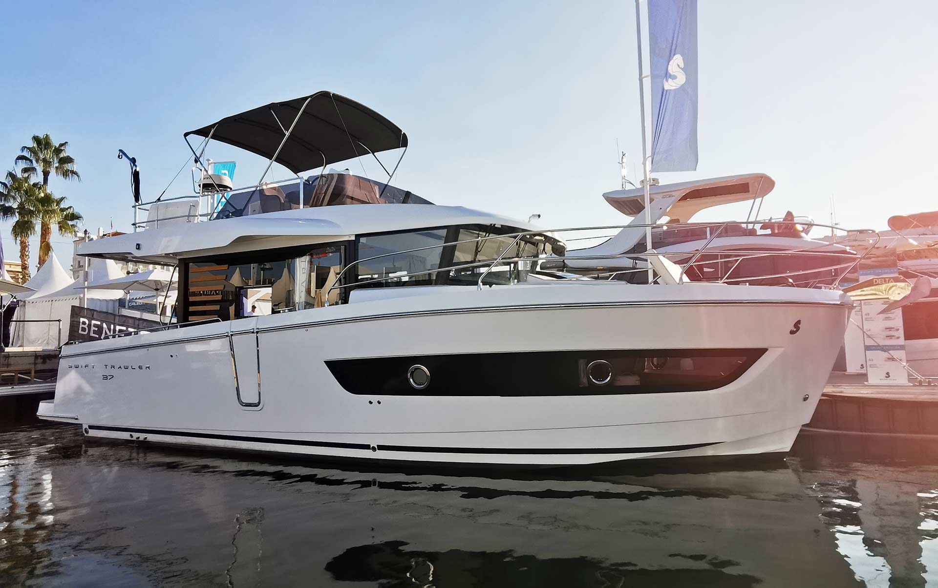 Schick, schlank, sexy: Der neue SWIFT TRAWLER 37 ist so gar nicht behäbig!