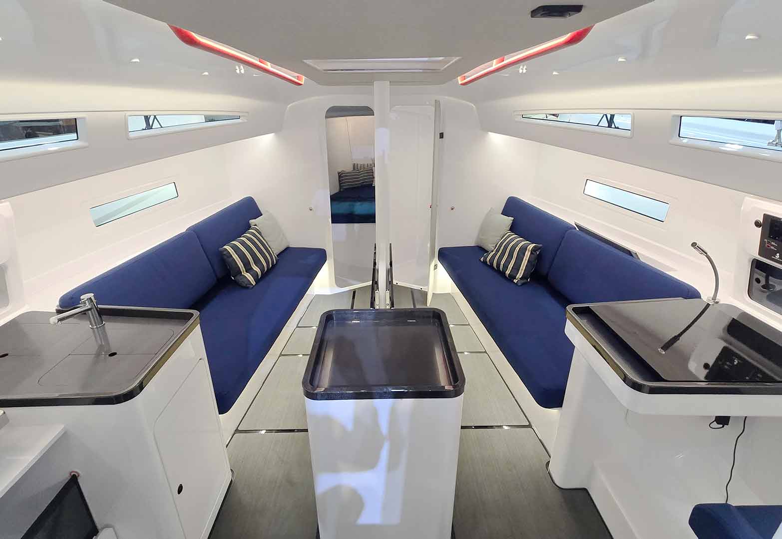 Eine FIRST als Seascape-Edition: Die Essenz des Segelns