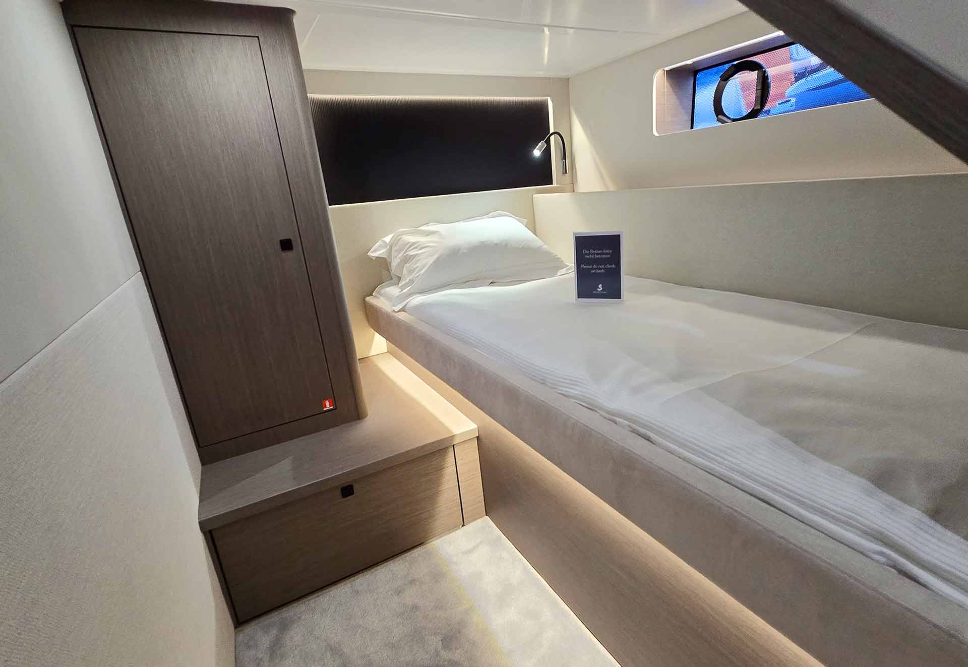 Dritte Kabine mit Einzelbett – oder als Boat Office