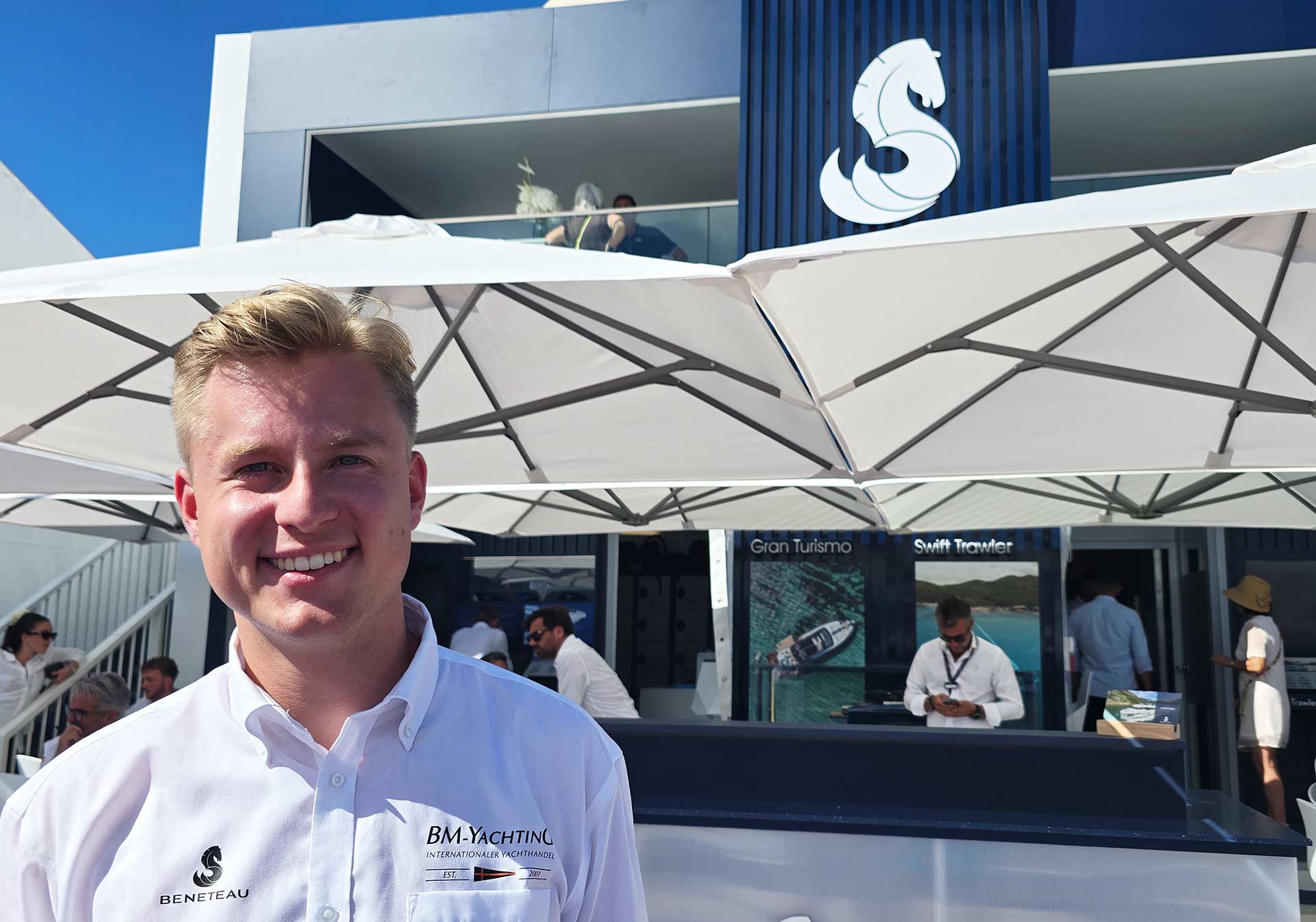 Jonas Alex berät Sie ab sofort auf Inboard und Outboard BENETEAU-Yachten.