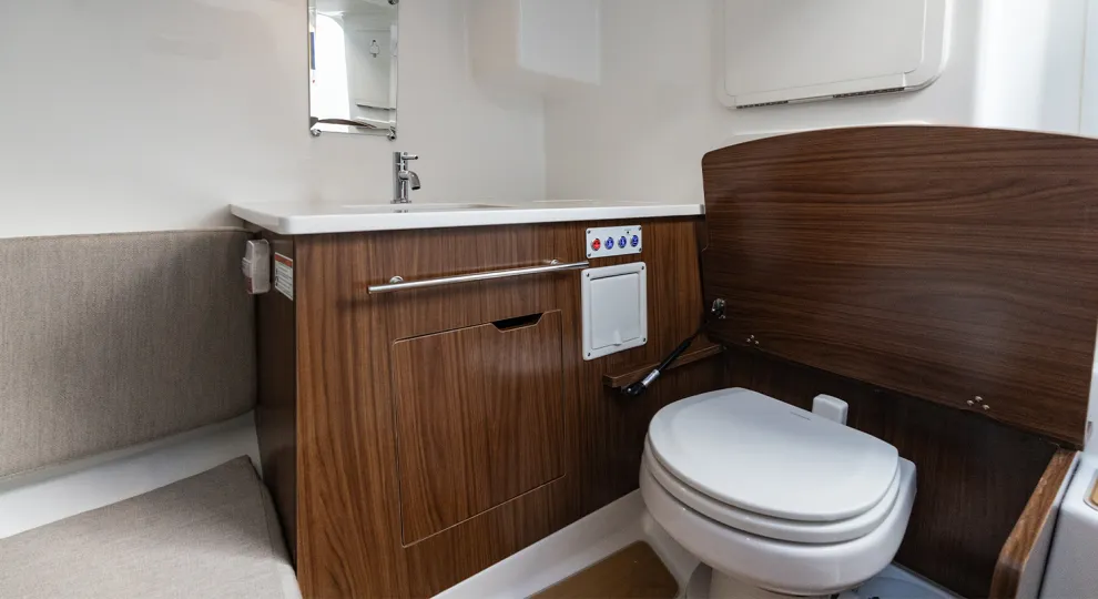 Flyer-30-interior-20.jpg